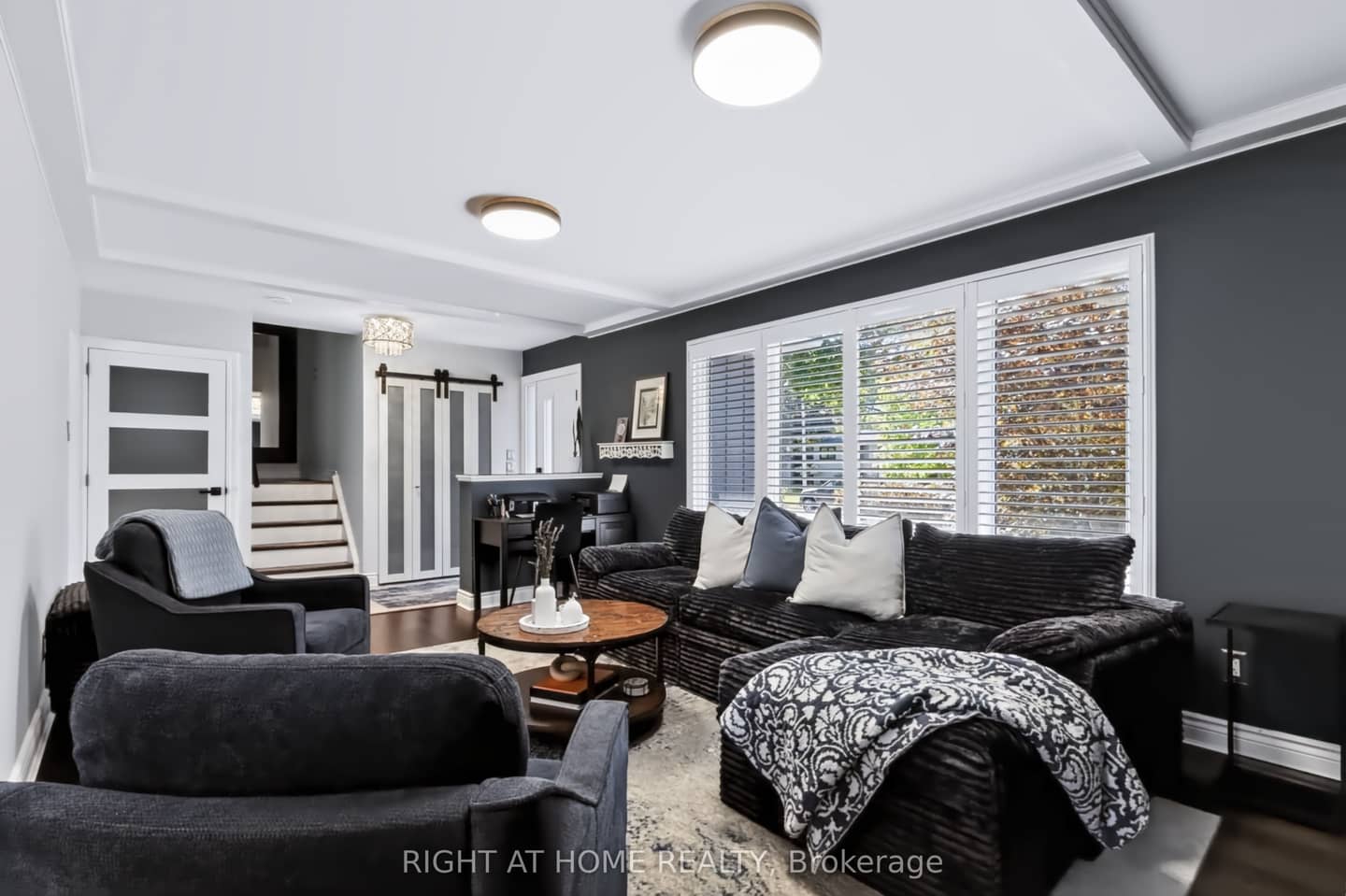 493 Forestwood Crescent, Burlington, ON L7L 4K2