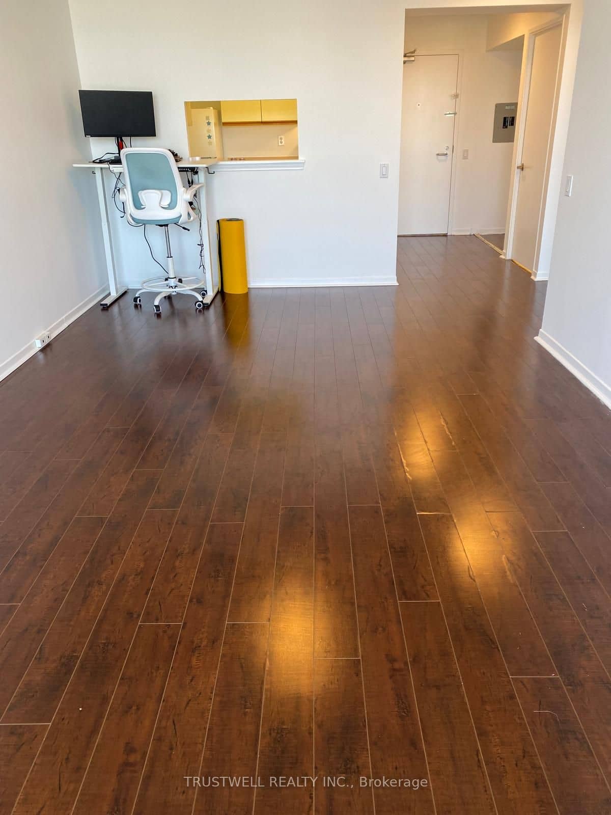 21 Overlea Boulevard 1107, Toronto, ON M4H 1P2