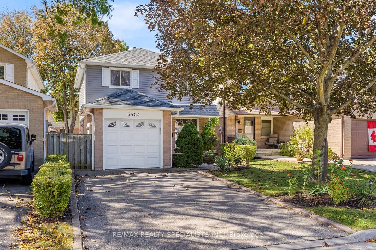 6454 Colebrook Crescent, Mississauga, ON L5N 3E4