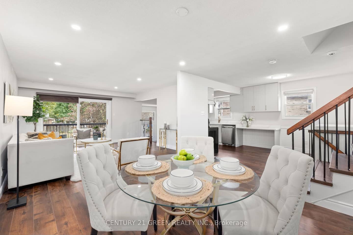 15 Lady Stewart Boulevard, Brampton, ON L6S 3Y2