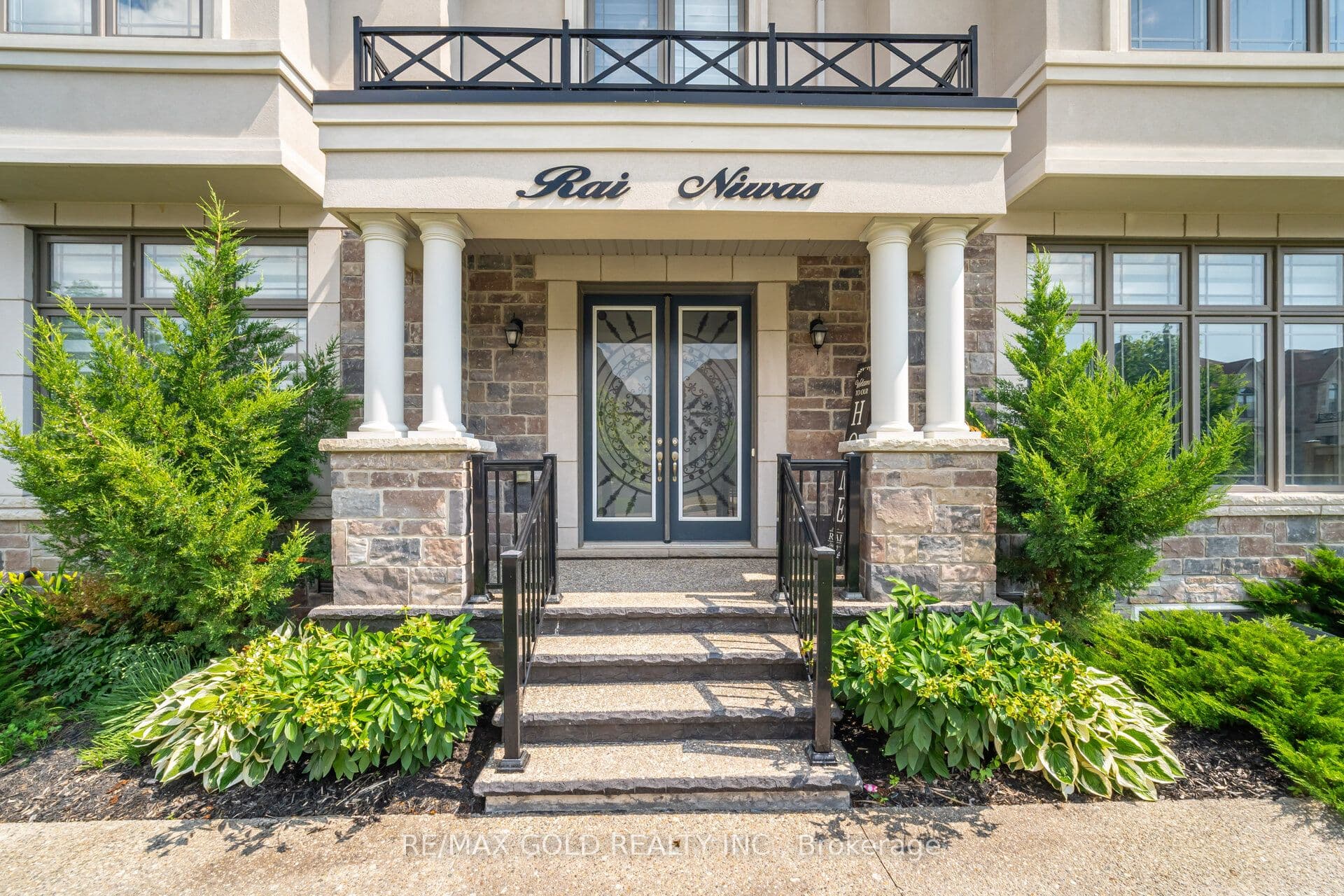 54 Ash Hill Avenue, Caledon, ON L7C 4E8