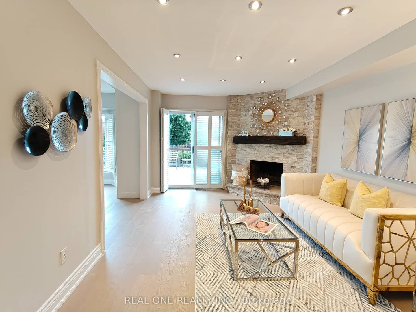 476 Bud Gregory Boulevard, Mississauga, ON L4Z 2K4