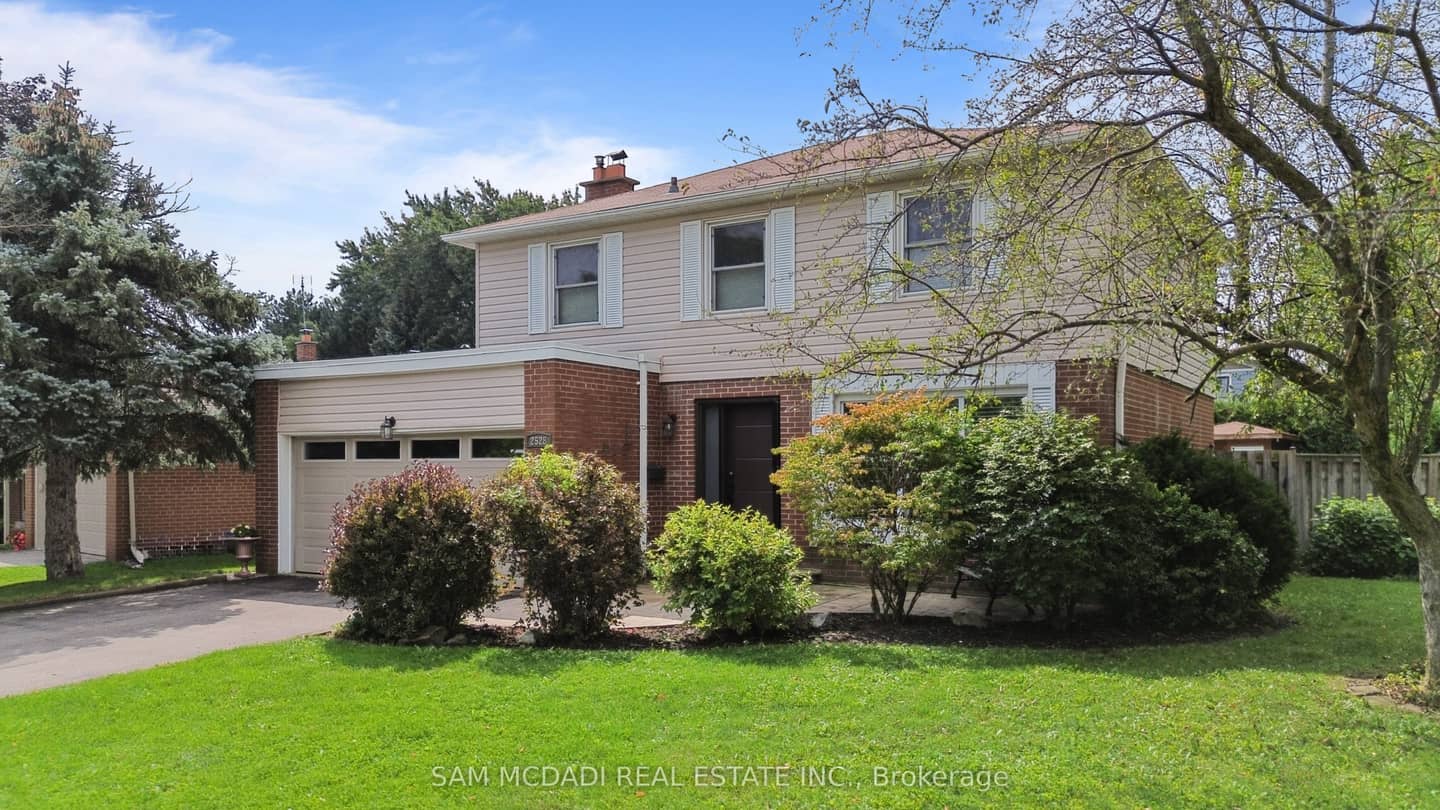 2528 Frankfield Road, Mississauga, ON L5K 2A6