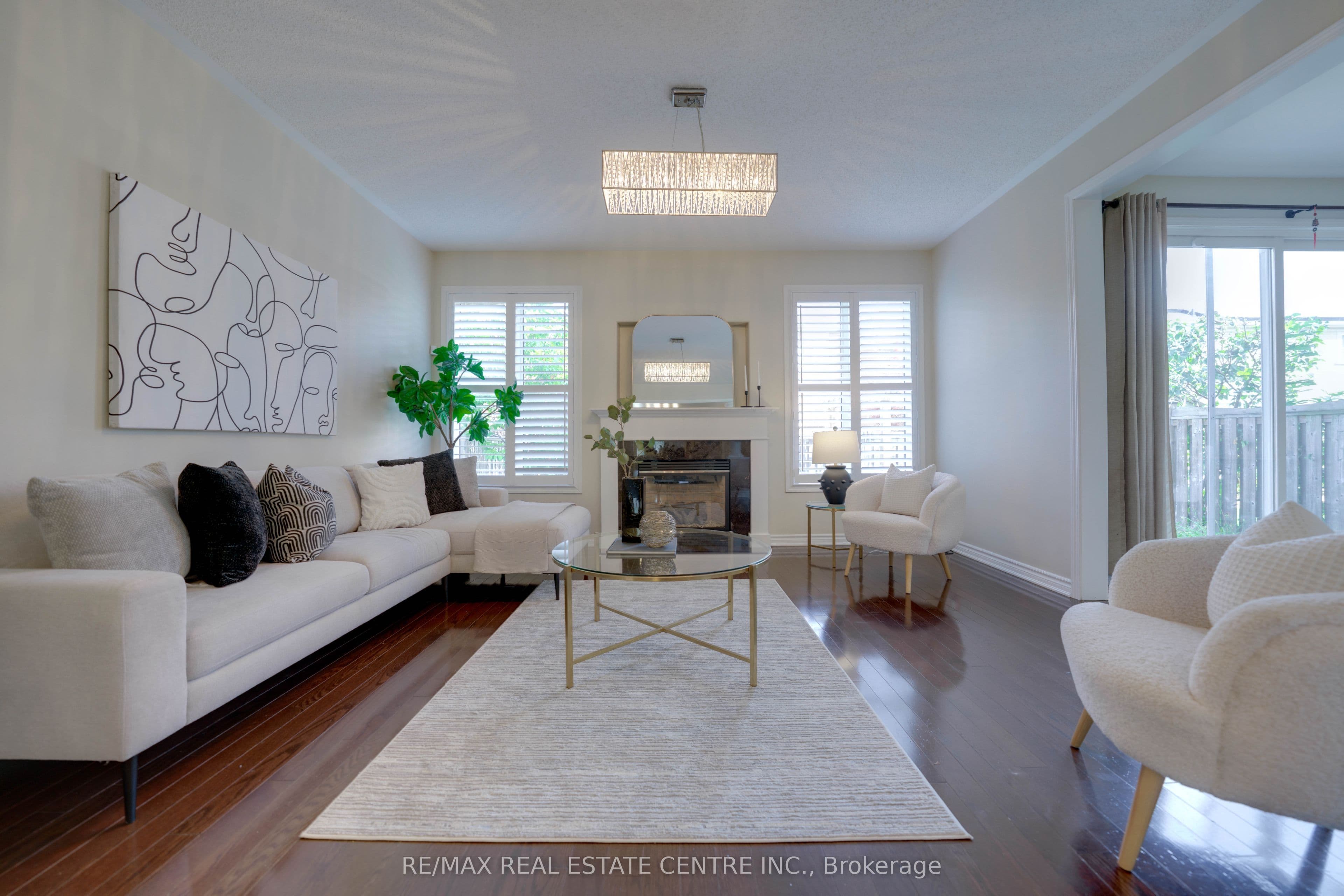 907 Etherington Way, Milton, ON L9T 0Z3