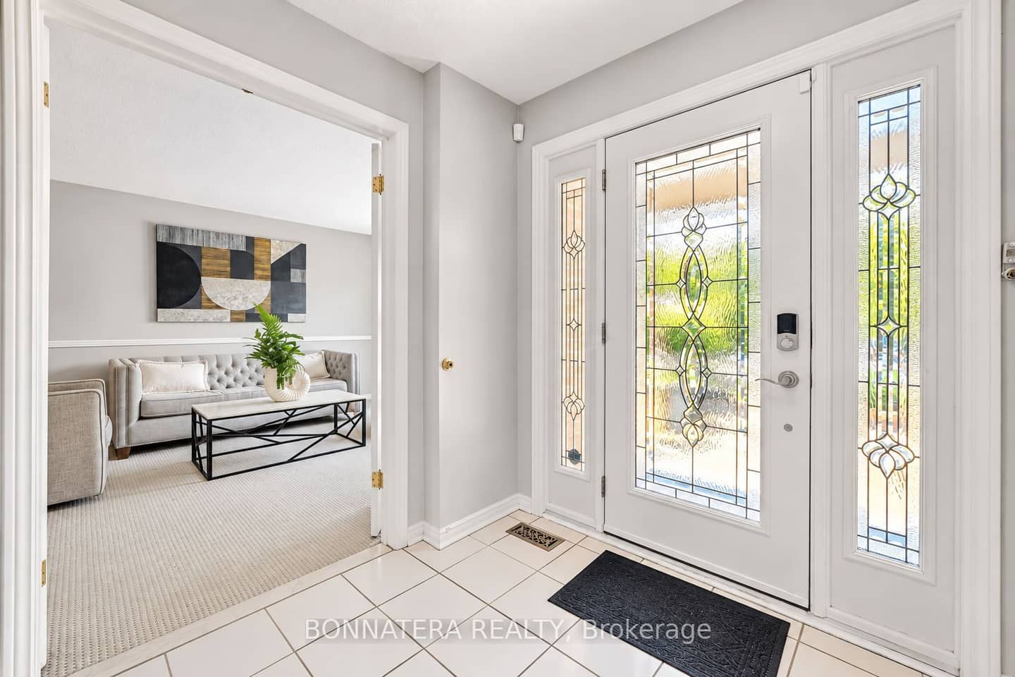 1409 Holly Court, Oakville, ON L6H 3H4