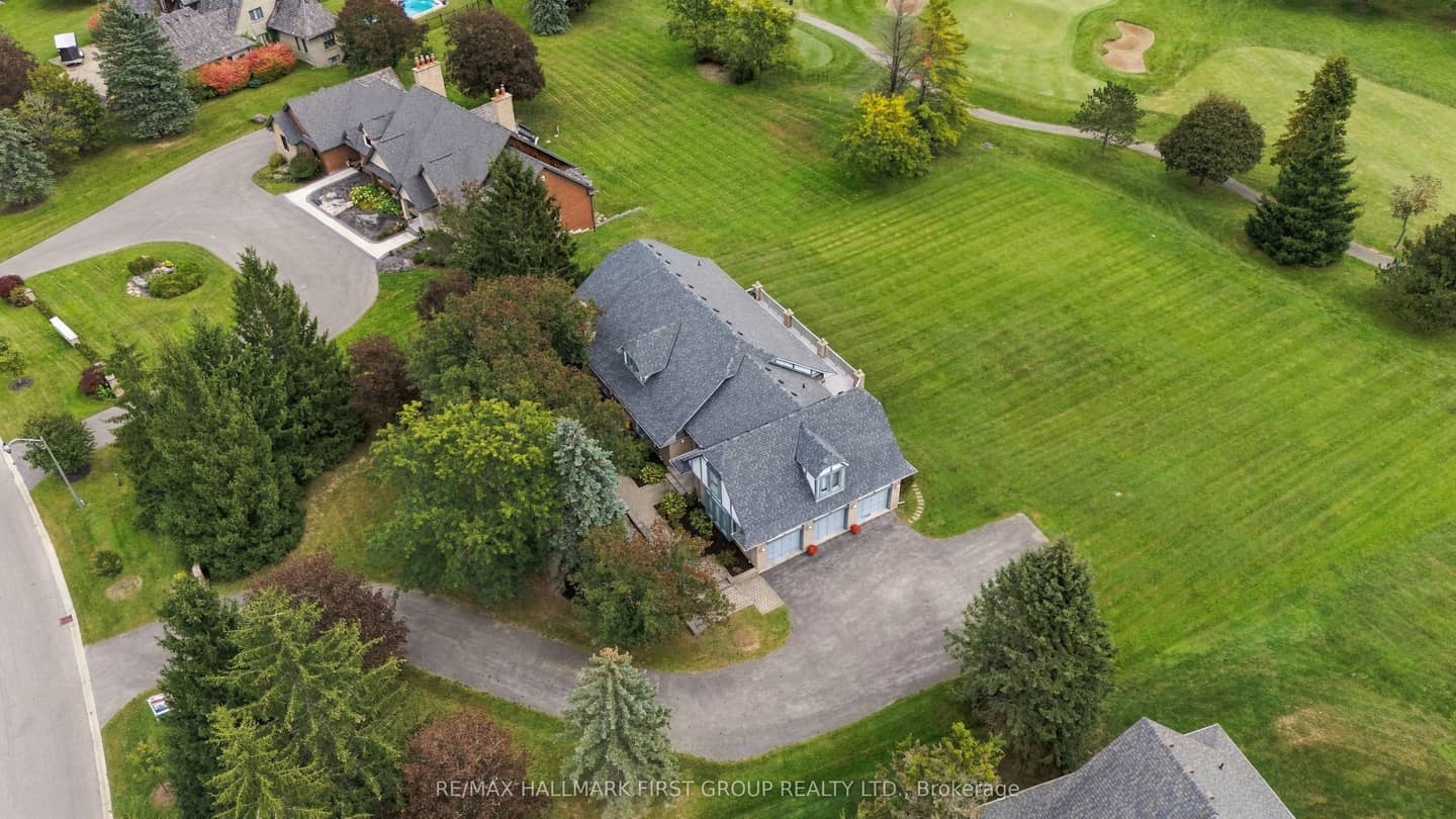 17 Buggey Lane, Ajax, ON L1Z 1X4