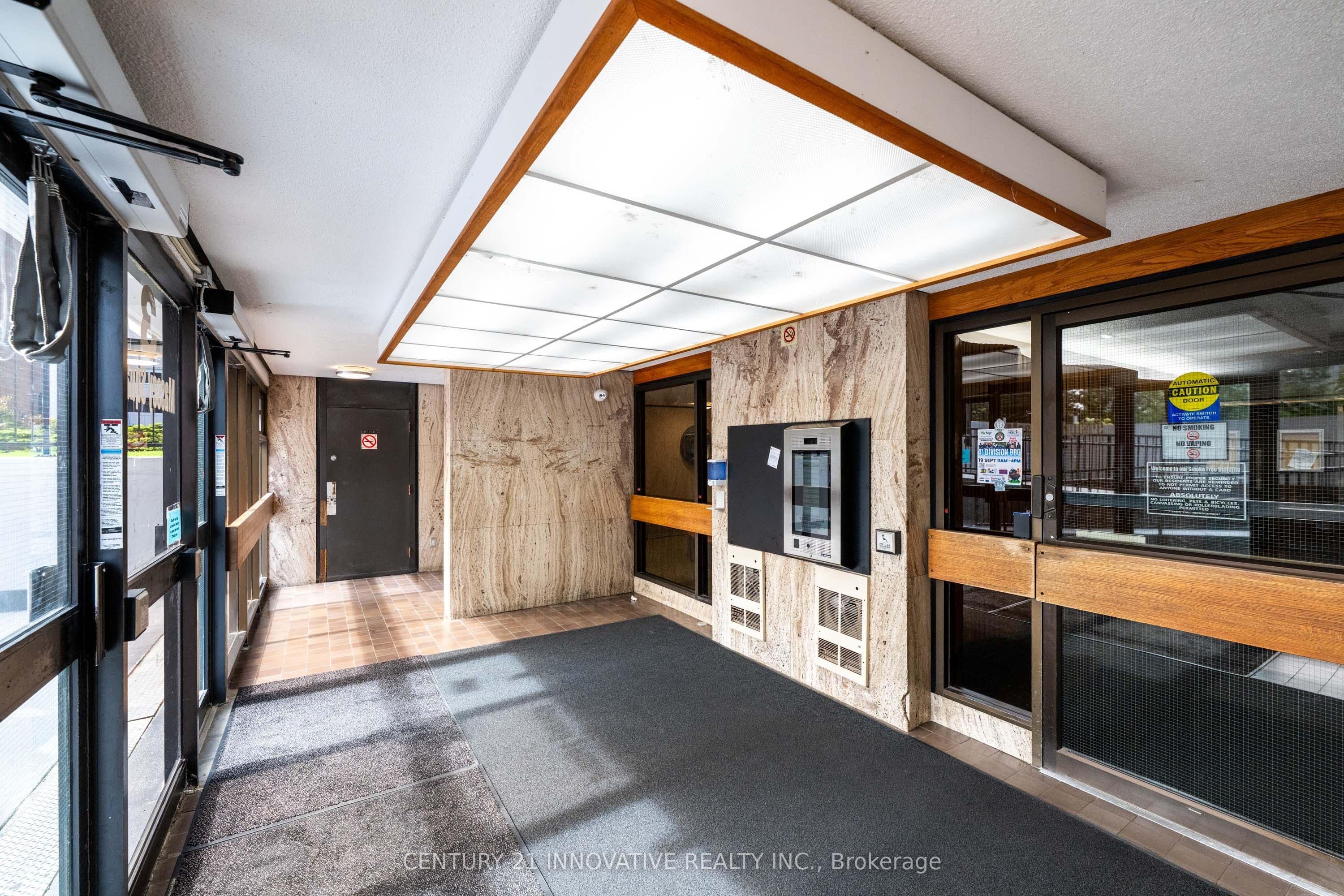 3 Massey Square 1903, Toronto, ON M4C 5L5