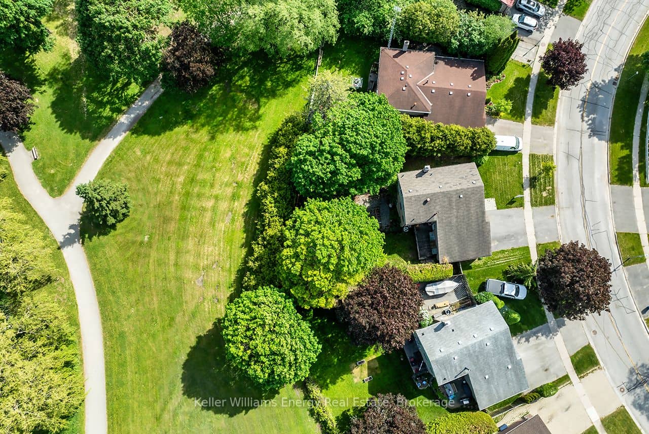 68 Hobbs Drive, Clarington, ON L1C 3L9