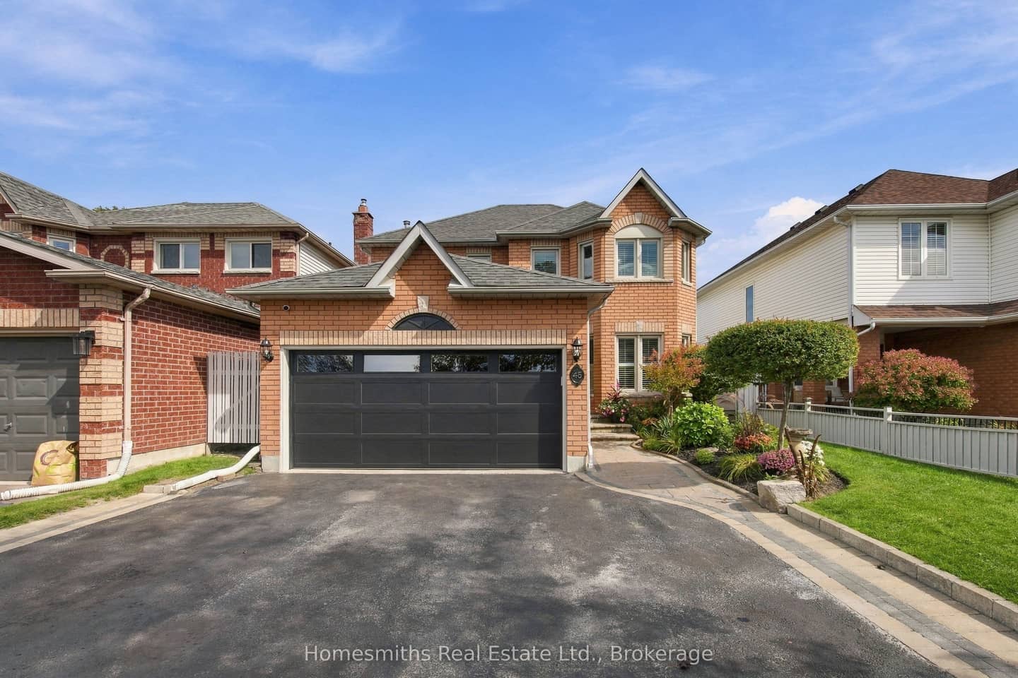 45 Granville Drive, Clarington, ON L1E 2W8