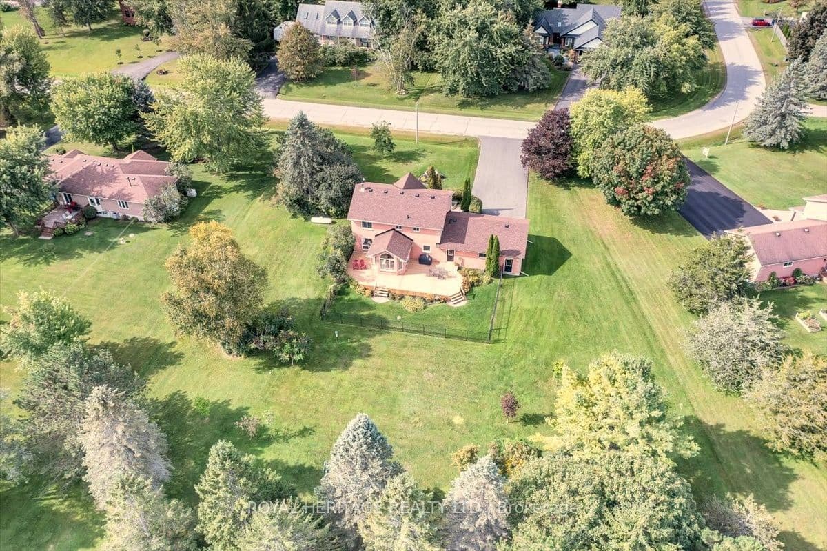 34 Audubon Way, Georgina, ON L0E 1A0