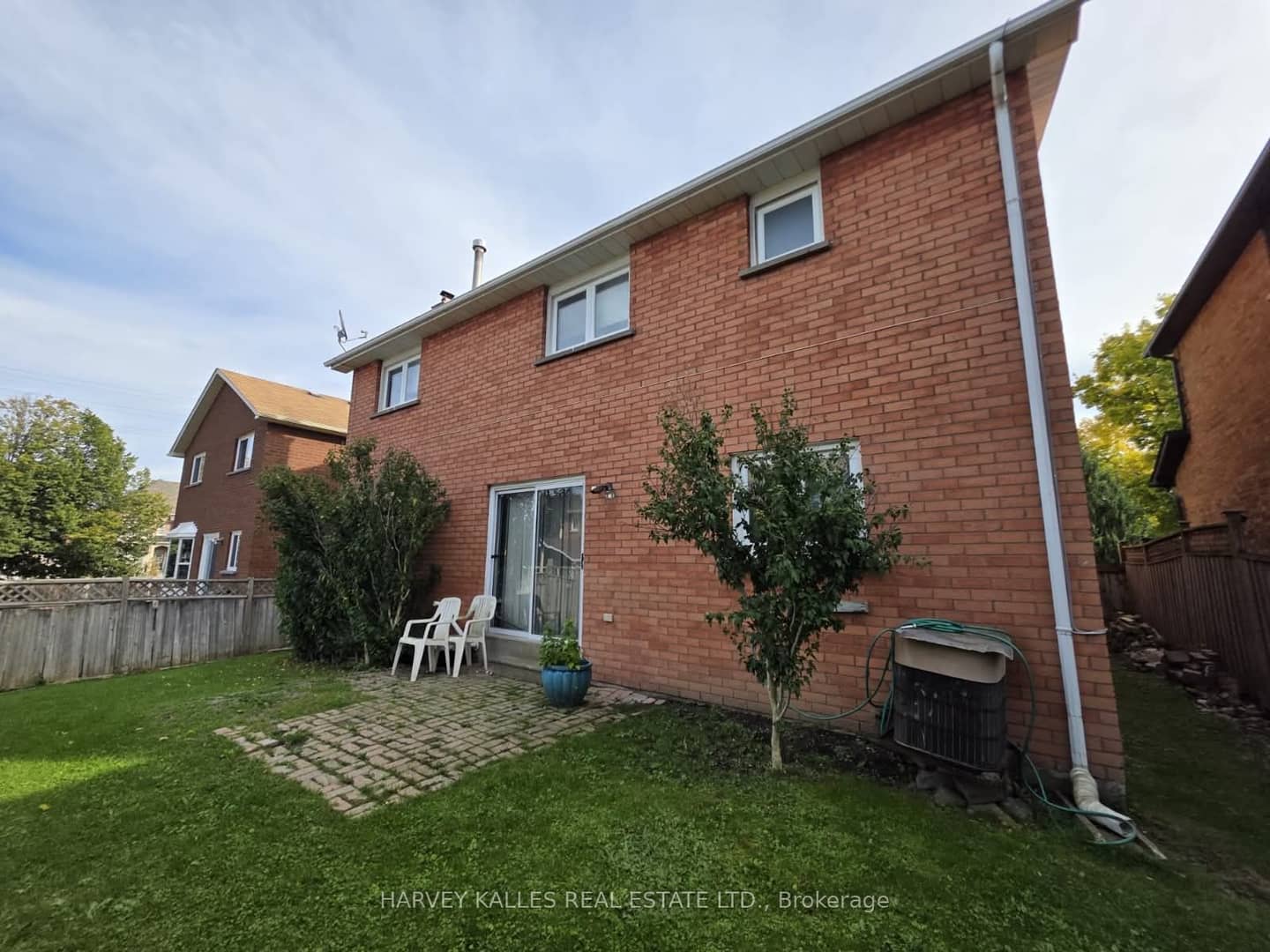 1627 Rayleen Crescent, Pickering, ON L1X 1X4