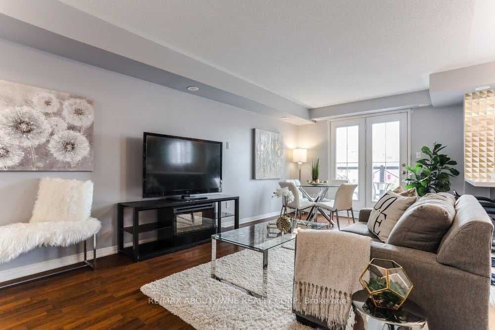 2579 Sixth Line 10, Oakville, ON L6H 0H7