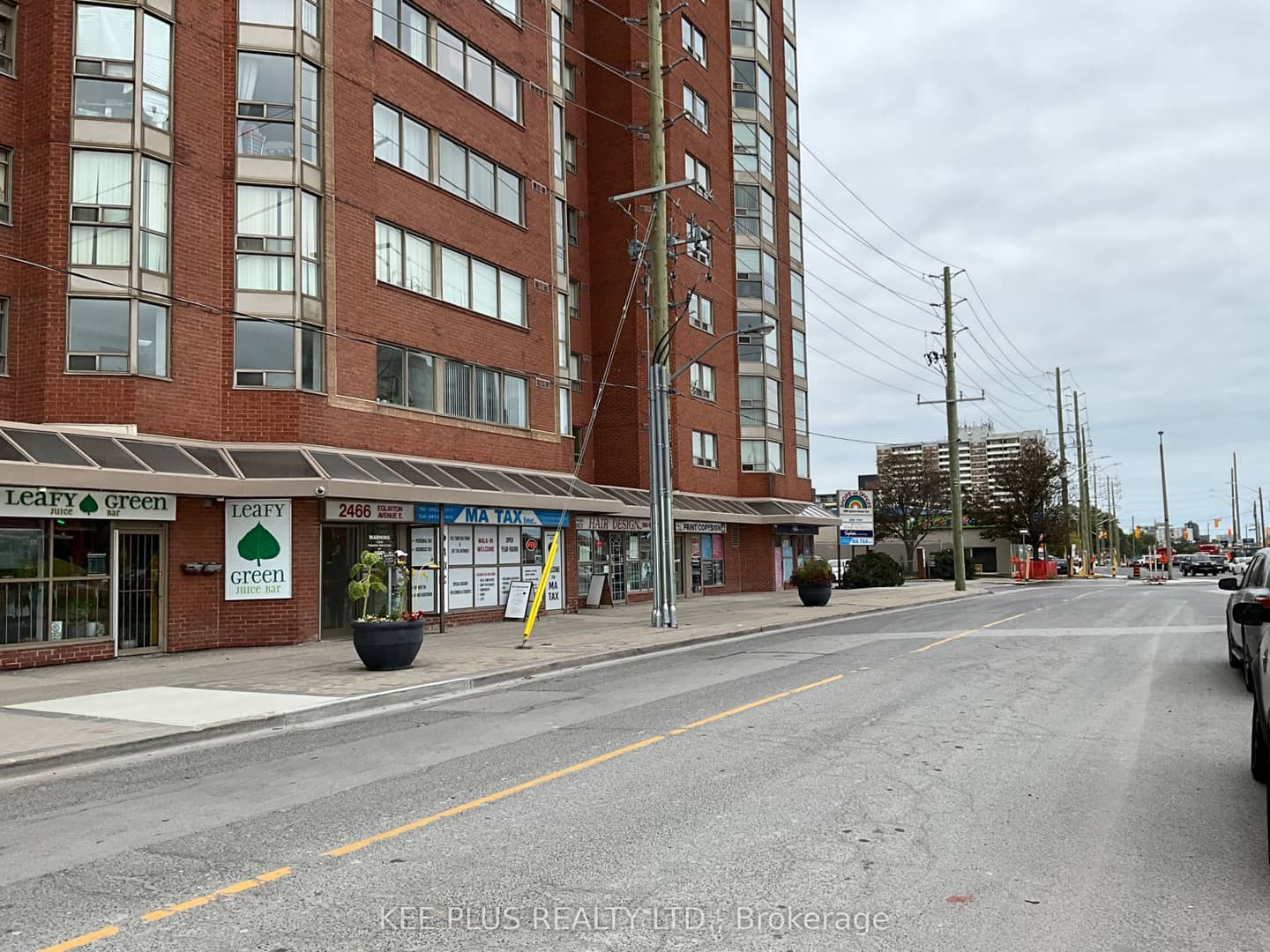 2466 E Eglinton Avenue E 819, Toronto, ON M1K 5J8
