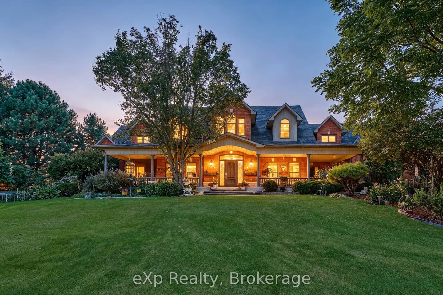 7860 Cedarbrook Trail, Whitby, ON L1M 1L8