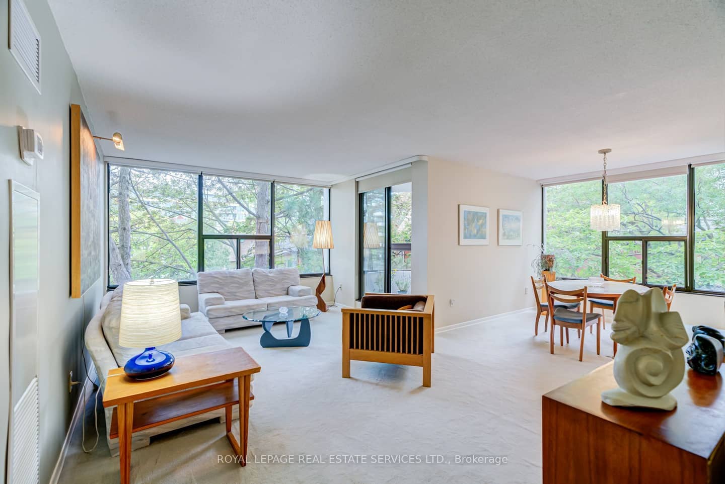 80 Quebec Avenue 202, Toronto, ON M6P 4B7
