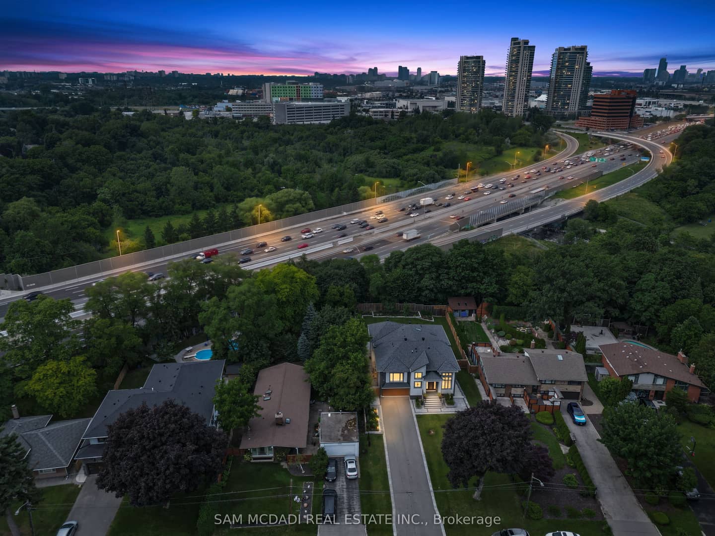 1750 Lincolnshire Boulevard, Mississauga, ON L5E 2S7