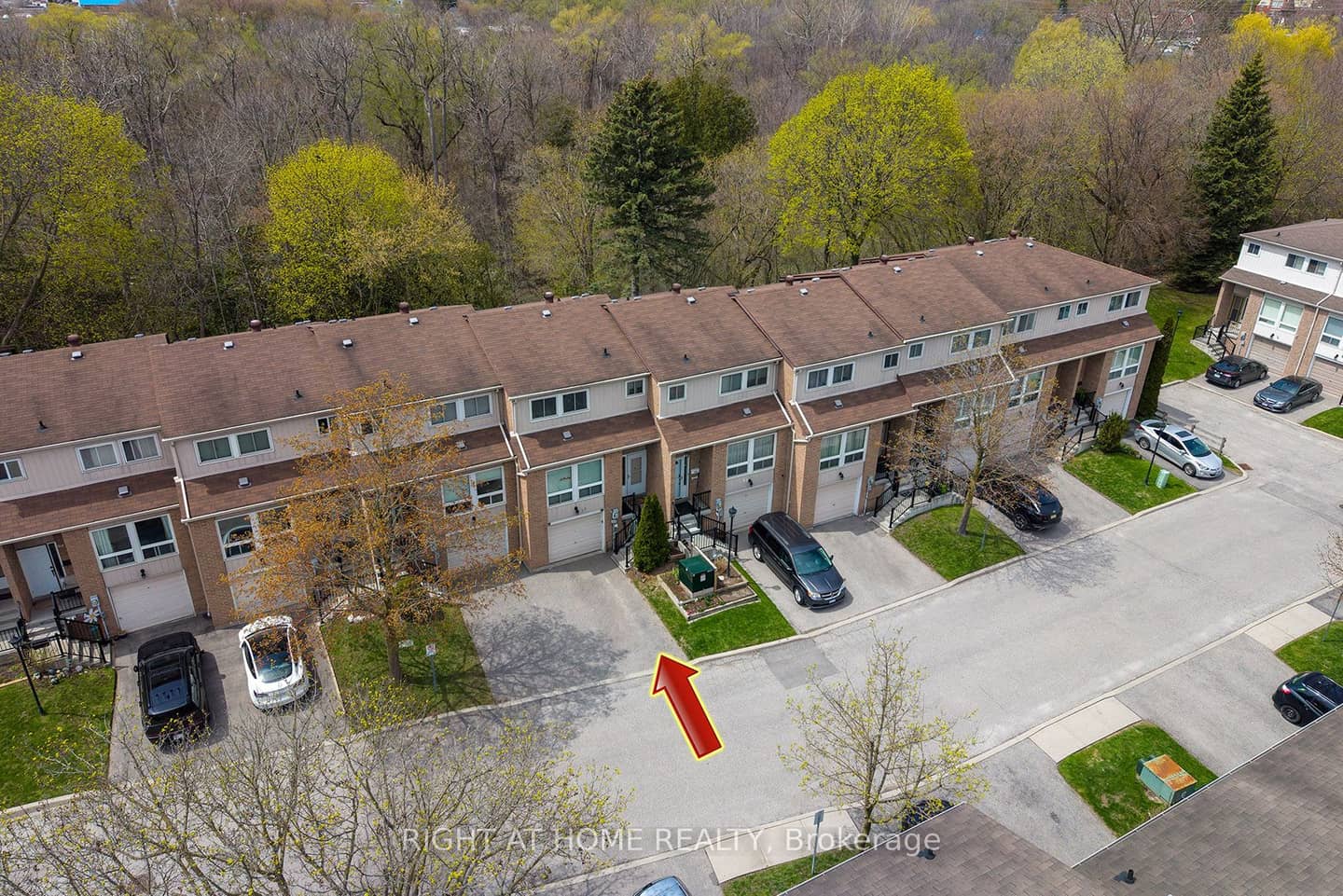 67 Willows Lane, Ajax, ON L1S 6E7