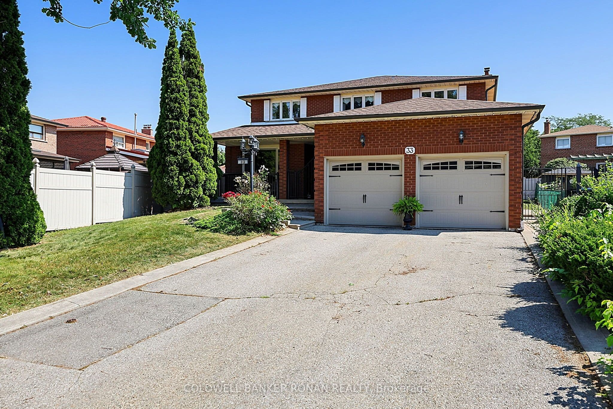 33 Marevan Place, Vaughan, ON L4L 3H7