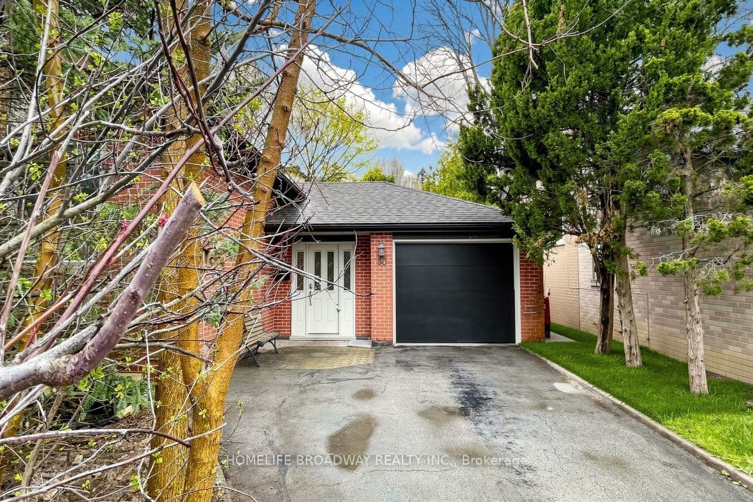 36 Bradgate Road, Toronto, ON M3B 1J7