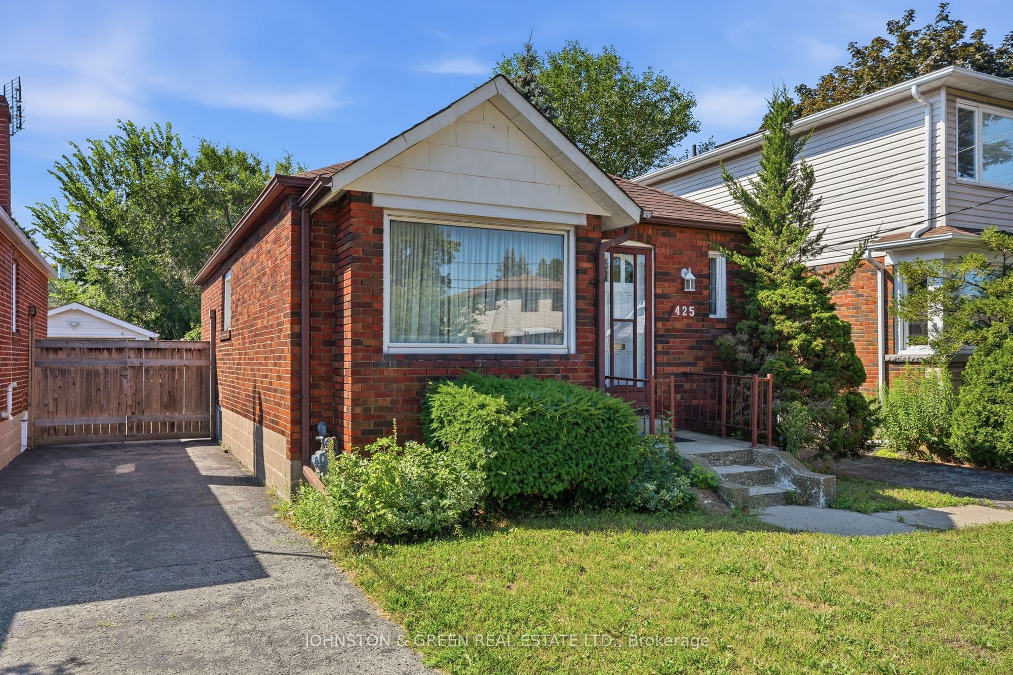 425 O'Connor Drive, Toronto, ON M4J 2W5