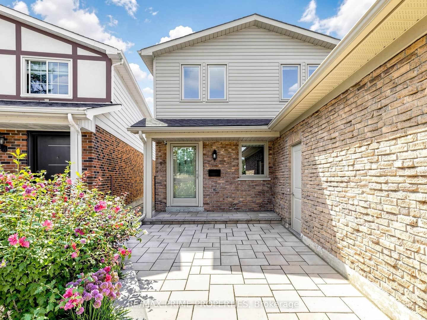 19 Post Horn Grove, Toronto, ON M1S 3N3