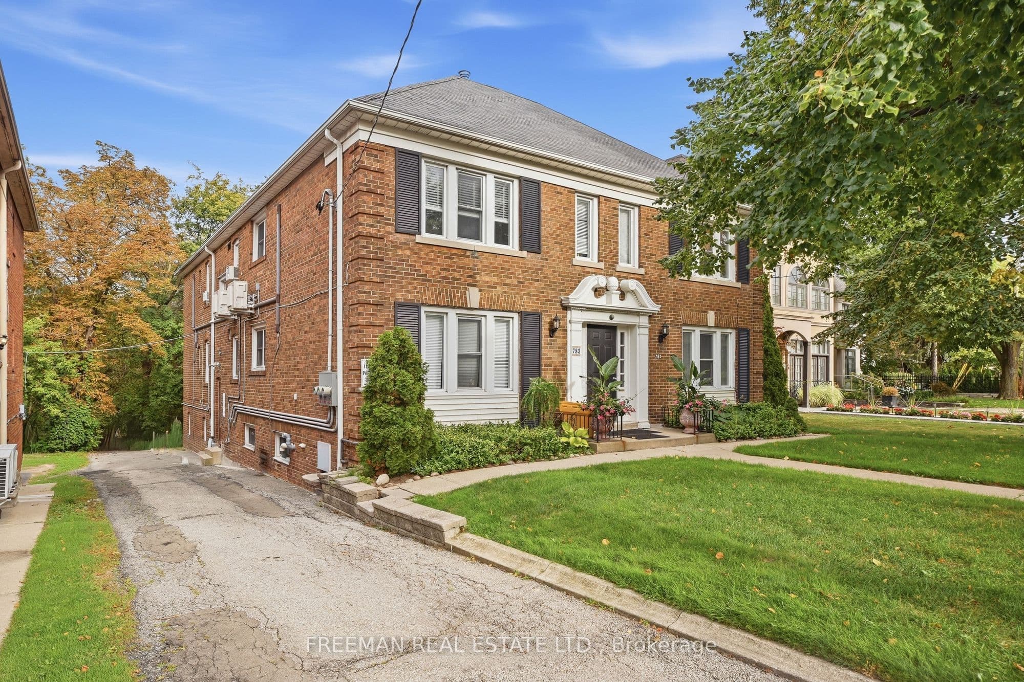 783 Spadina Road, Toronto, ON M5P 2X5