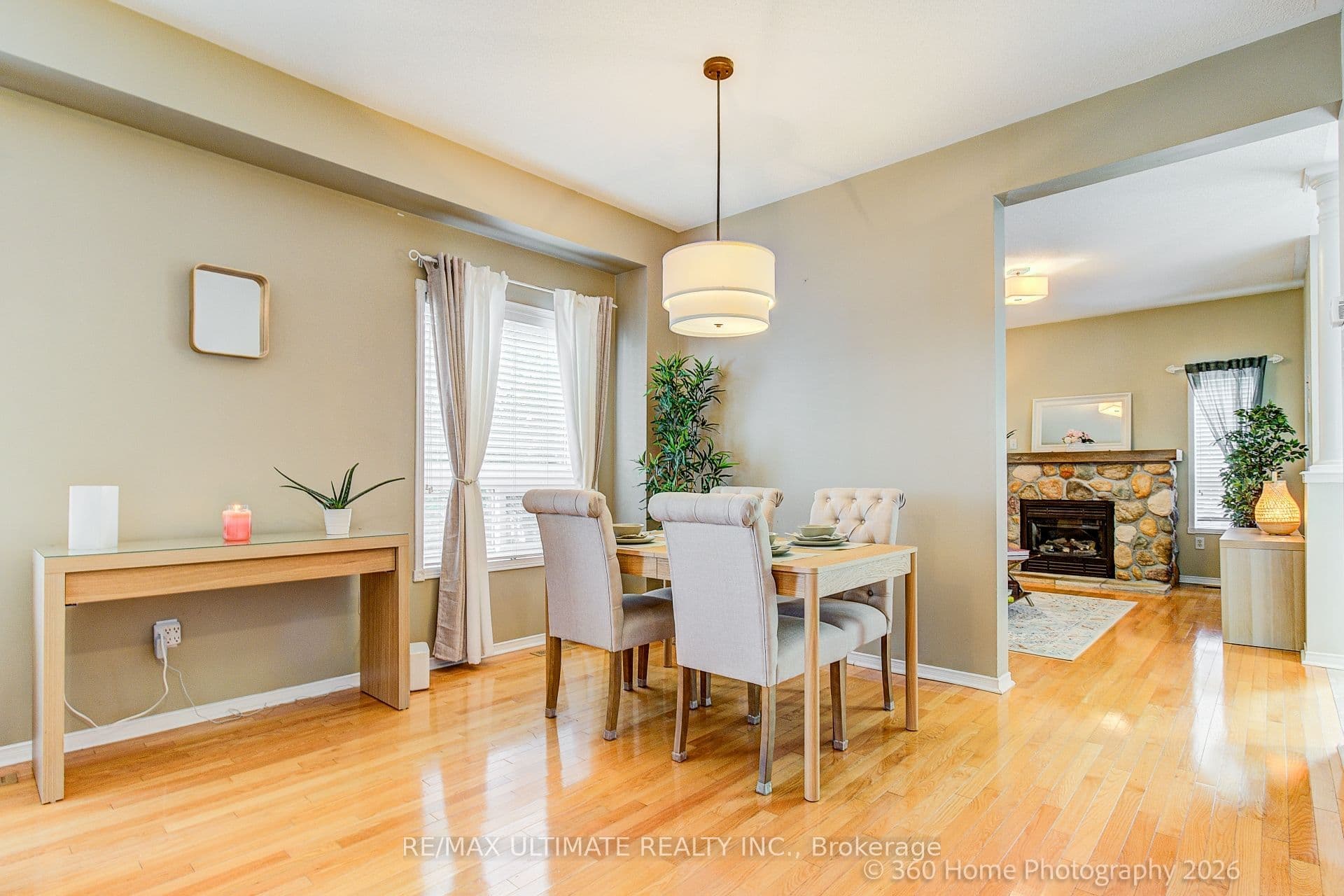 53 Wilshire Drive, Whitby, ON L1M 2H2
