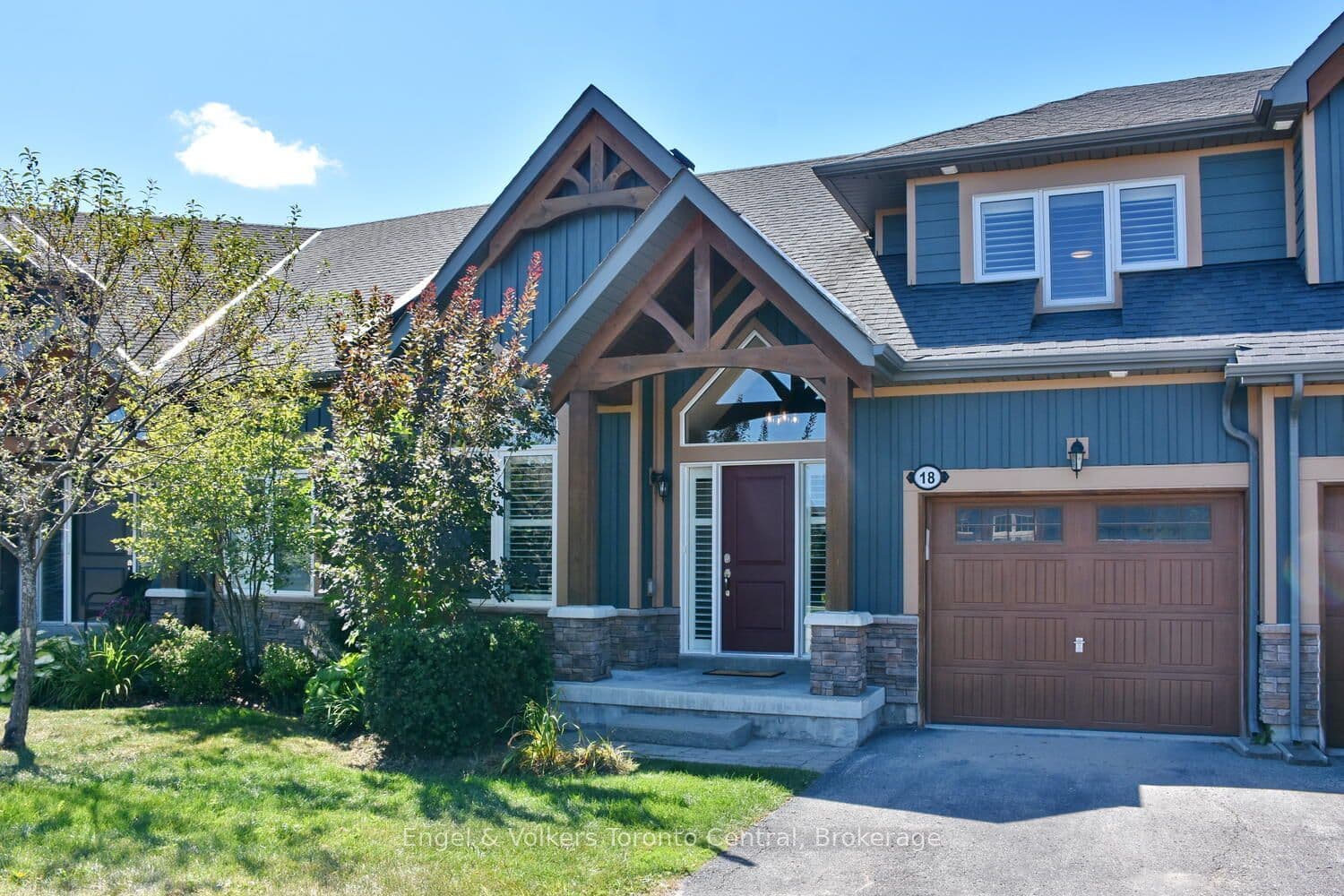 18 Robbie Way, Collingwood, ON L9Y 0X5