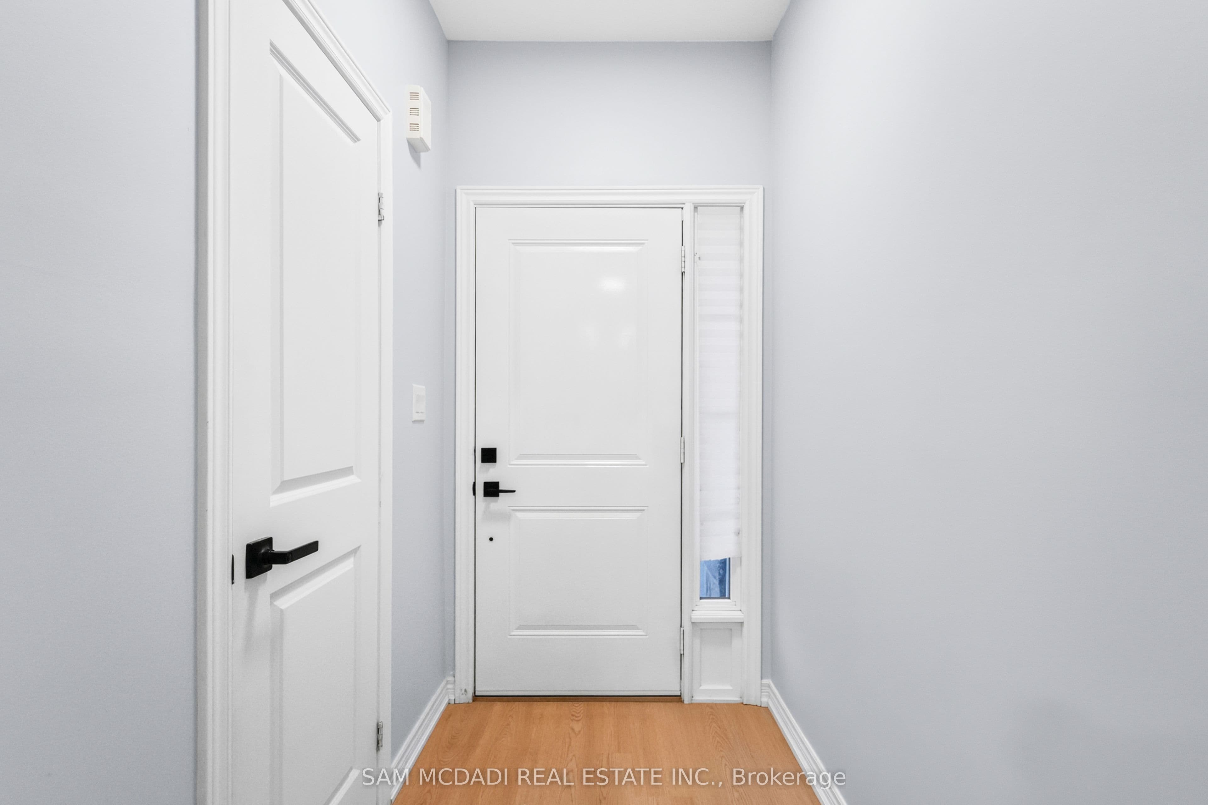 26 Dayman Drive, Hamilton, ON L9K 0J9