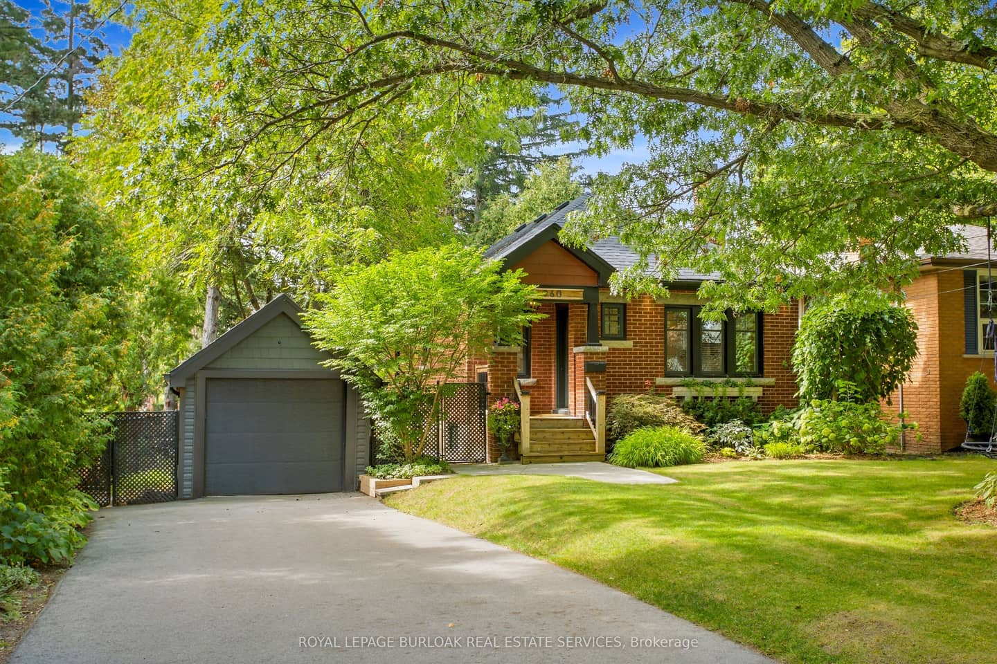 960 Shadeland Avenue, Burlington, ON L7T 2M1