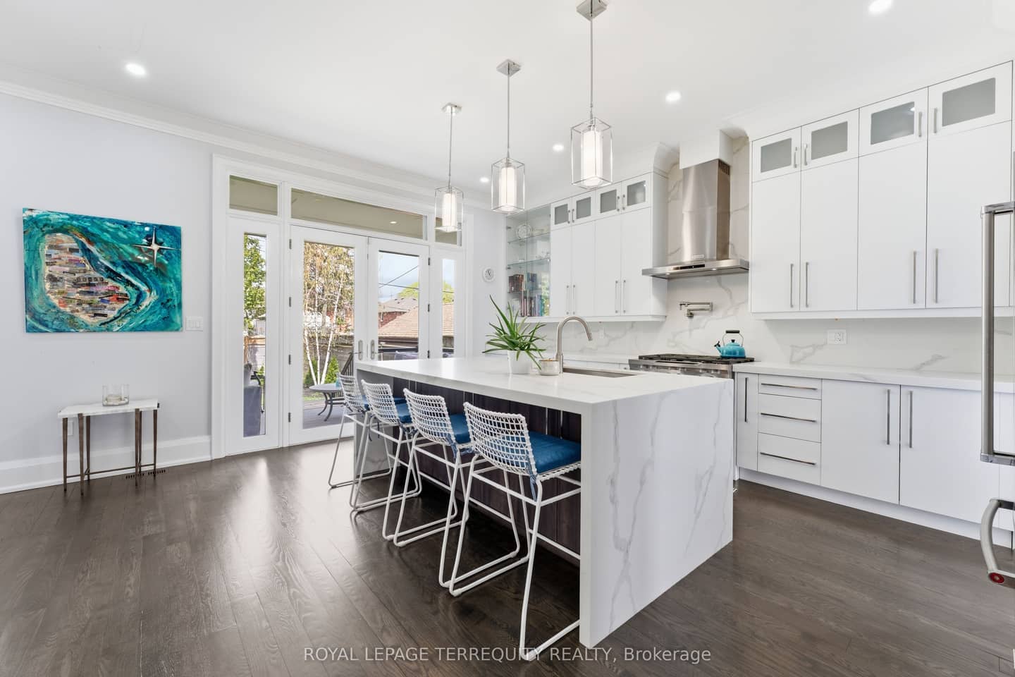 130 Edgecroft Road, Toronto, ON M8Z 2C3