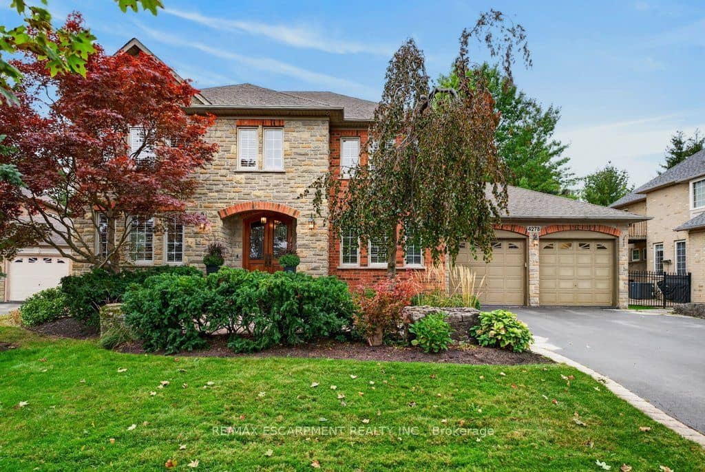 4278 Clubview Drive, Burlington, ON L7M 4X1