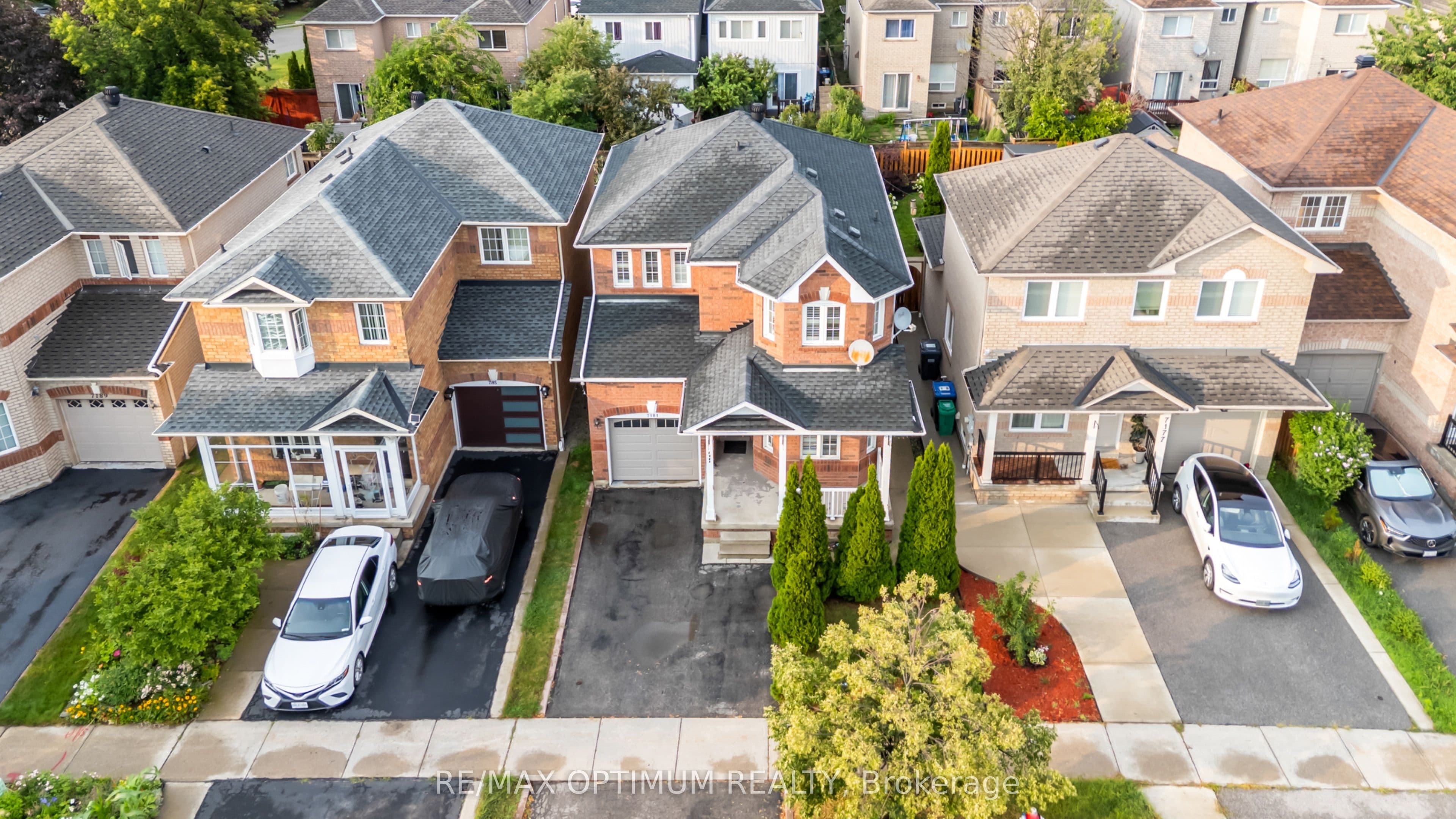 7181 Tabbyman Walk, Mississauga, ON L5W 1K4