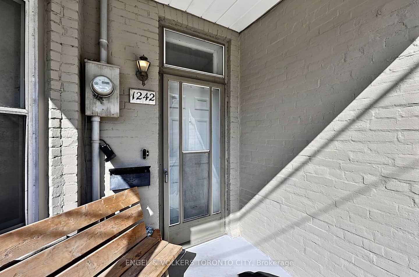 1242 College Street, Toronto, ON M6H 1C2