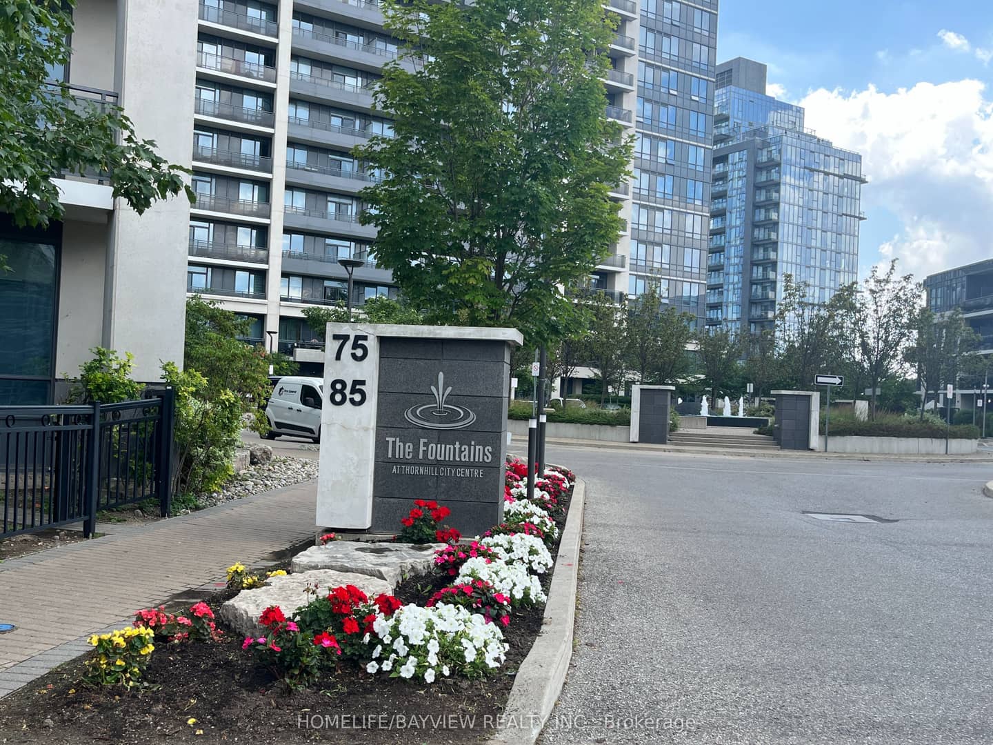 85 North Park Road 1003, Vaughan, ON L4J 0H9