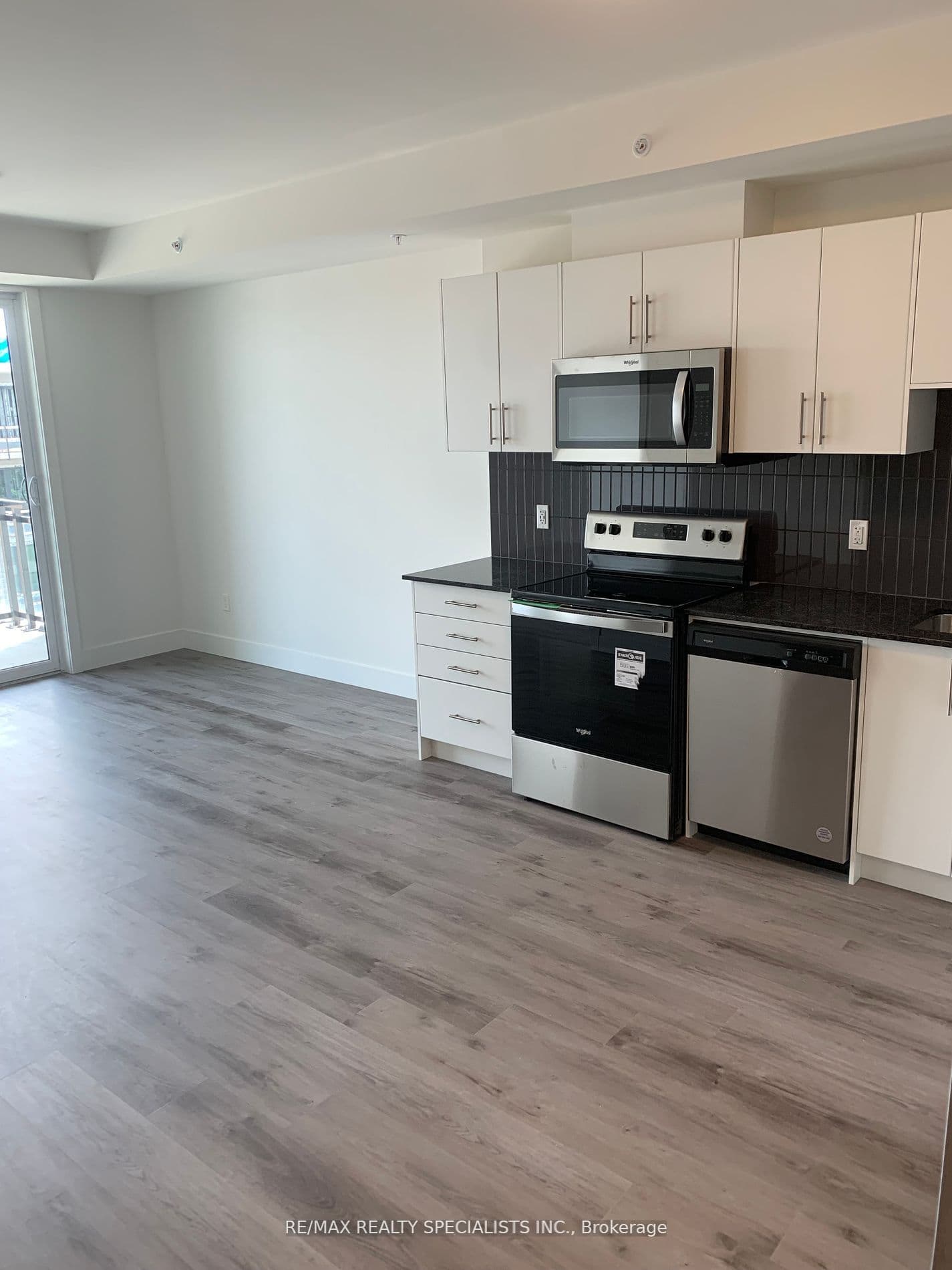 103 Roger Street 611, Waterloo, ON N2J 1A4