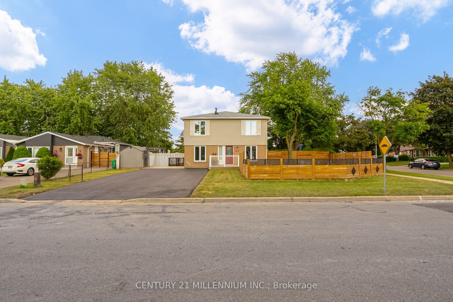 75 Goldcrest Road, Brampton, ON L6S 1H1