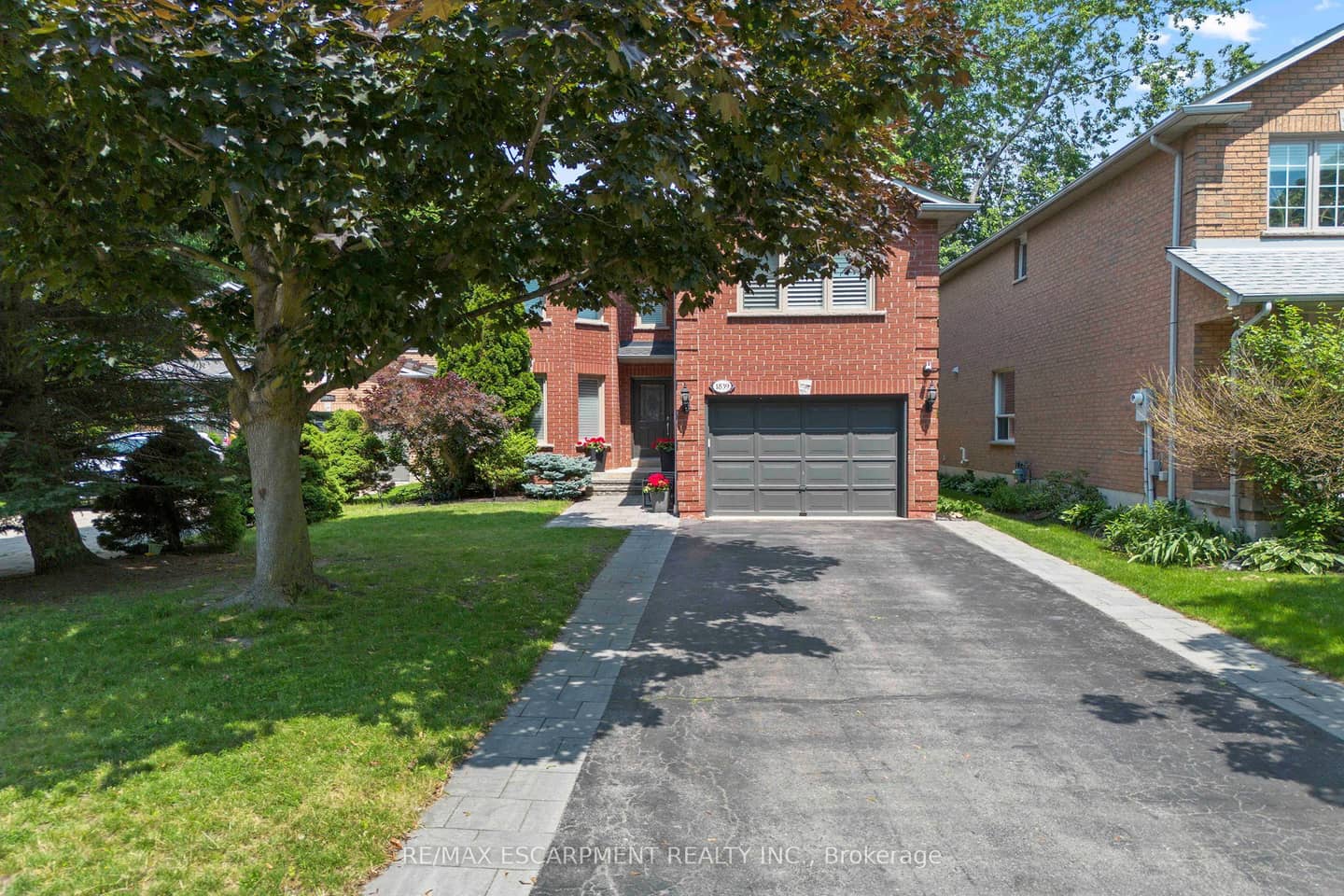 1839 Fellen Place, Mississauga, ON L5J 4S4