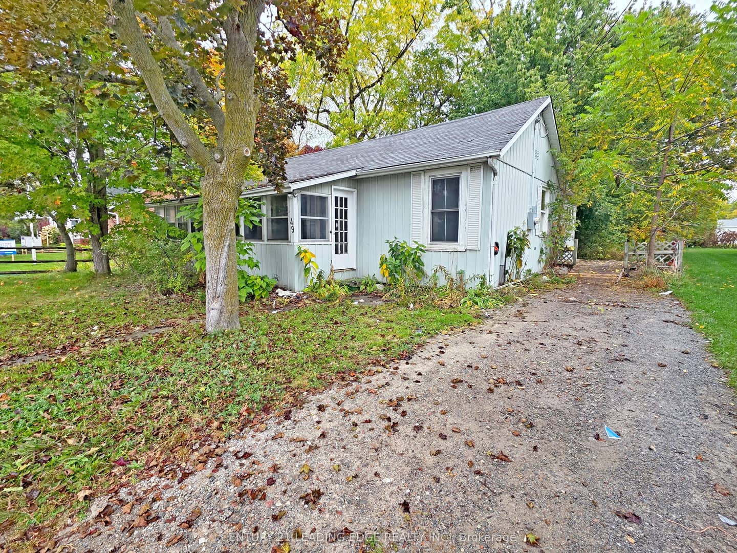 49 High Street, Georgina, ON L0E 1R0