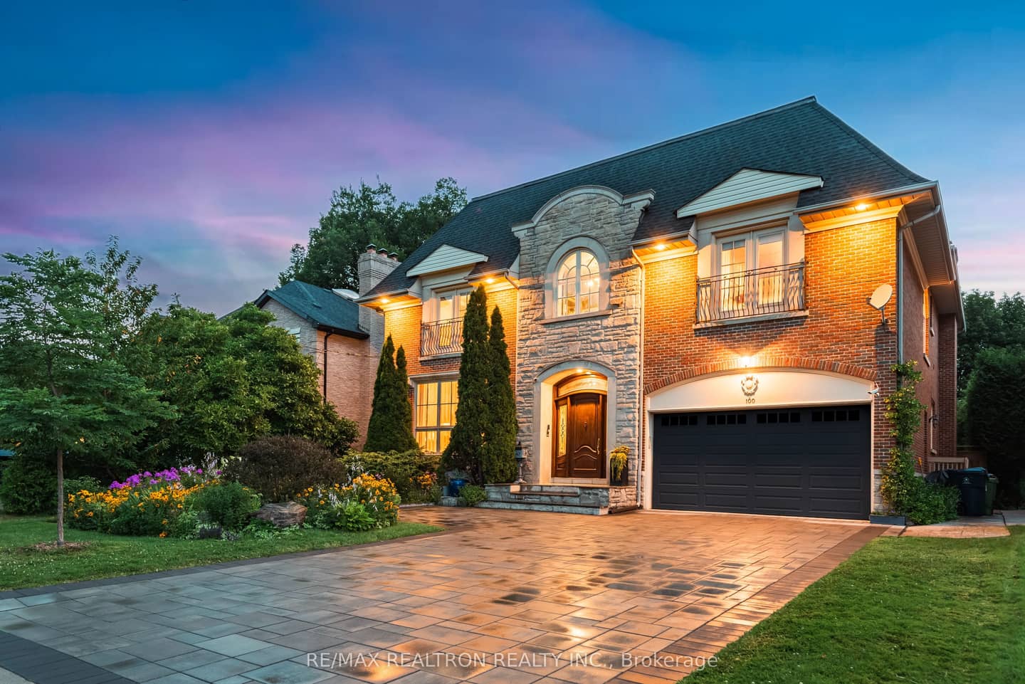 100 Owen Boulevard, Toronto, ON M2P 1G3