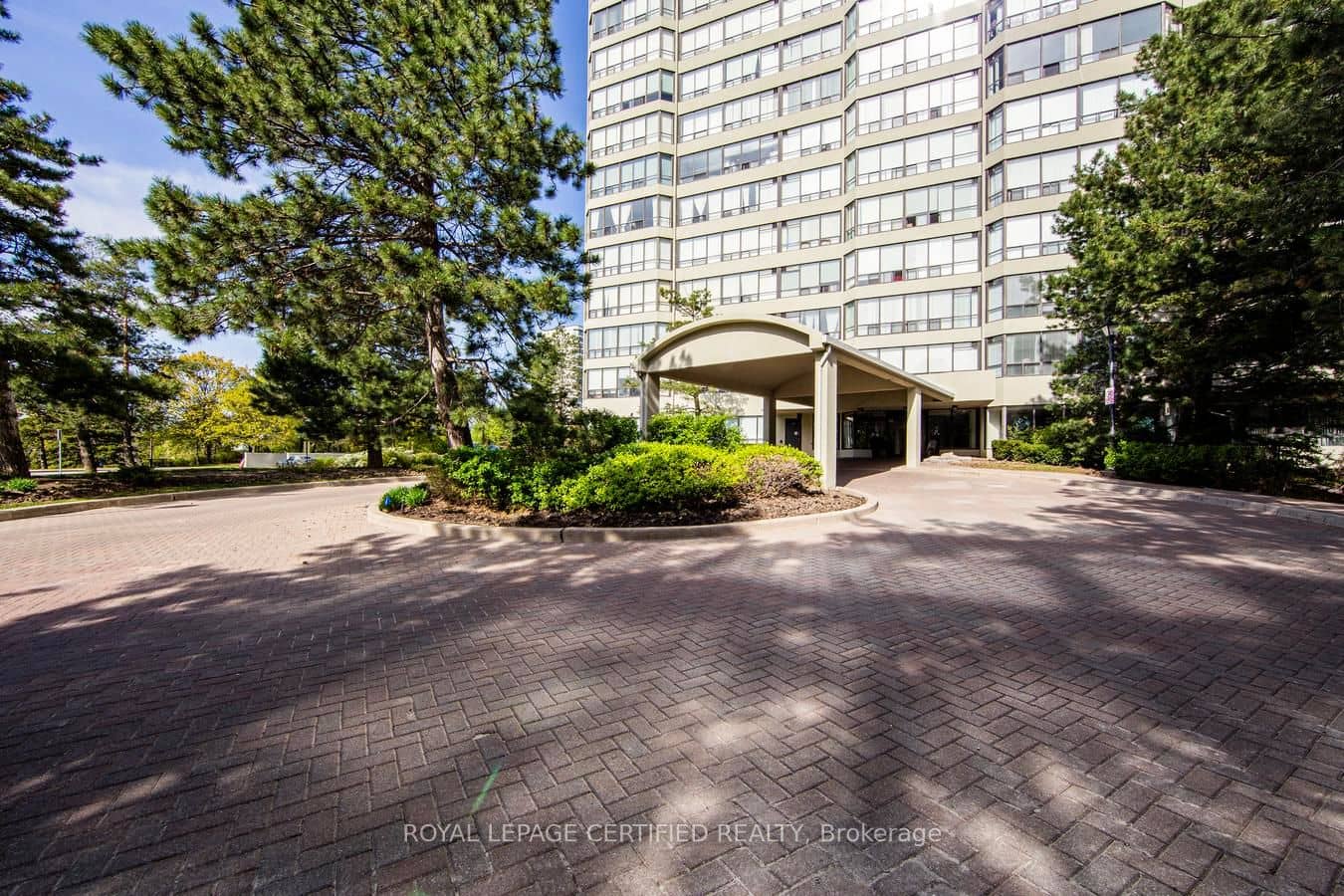 22 Hanover Road 2107, Brampton, ON L6S 5K7