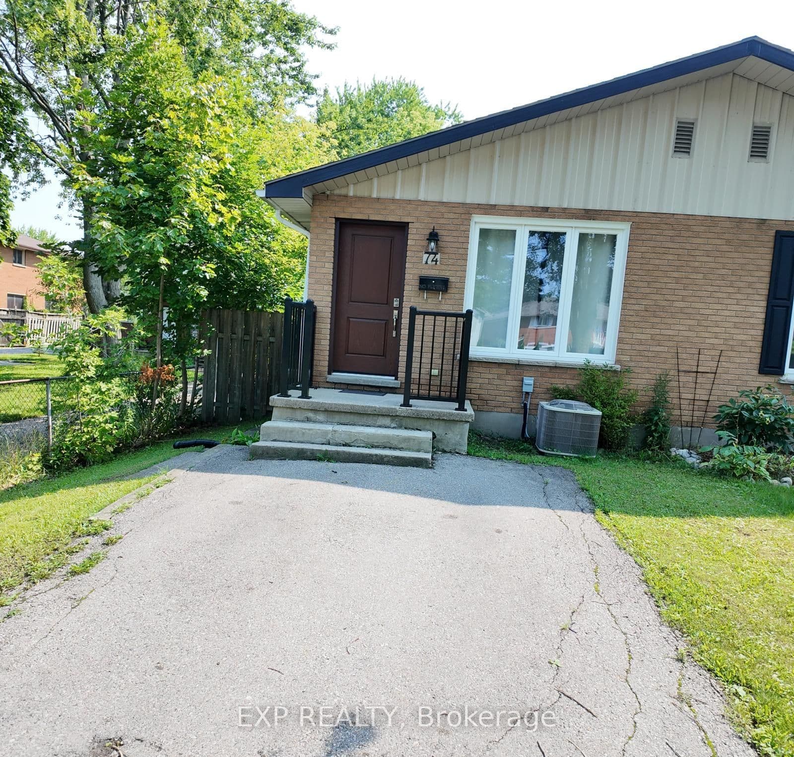 74 Almond Road Upper, London South, ON N5Z 4C4