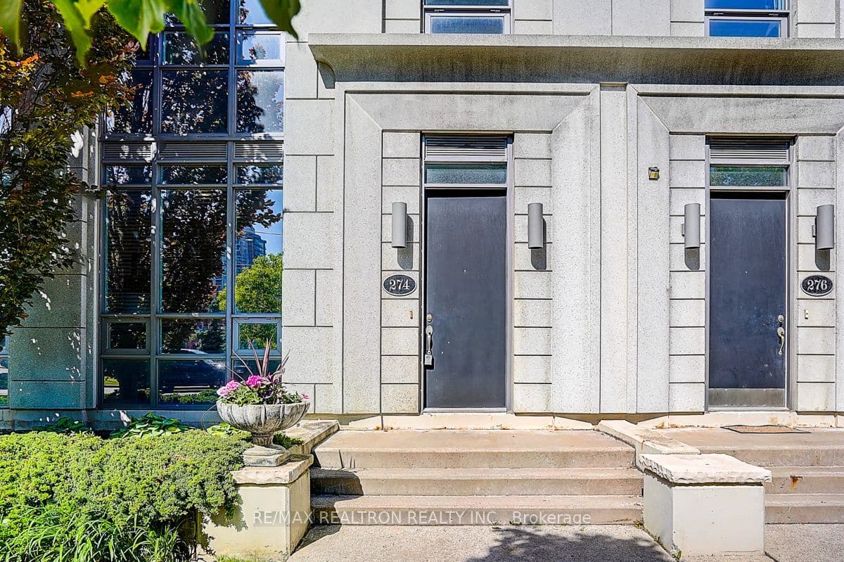 274 Duplex Avenue, Toronto, ON M2M 0A4