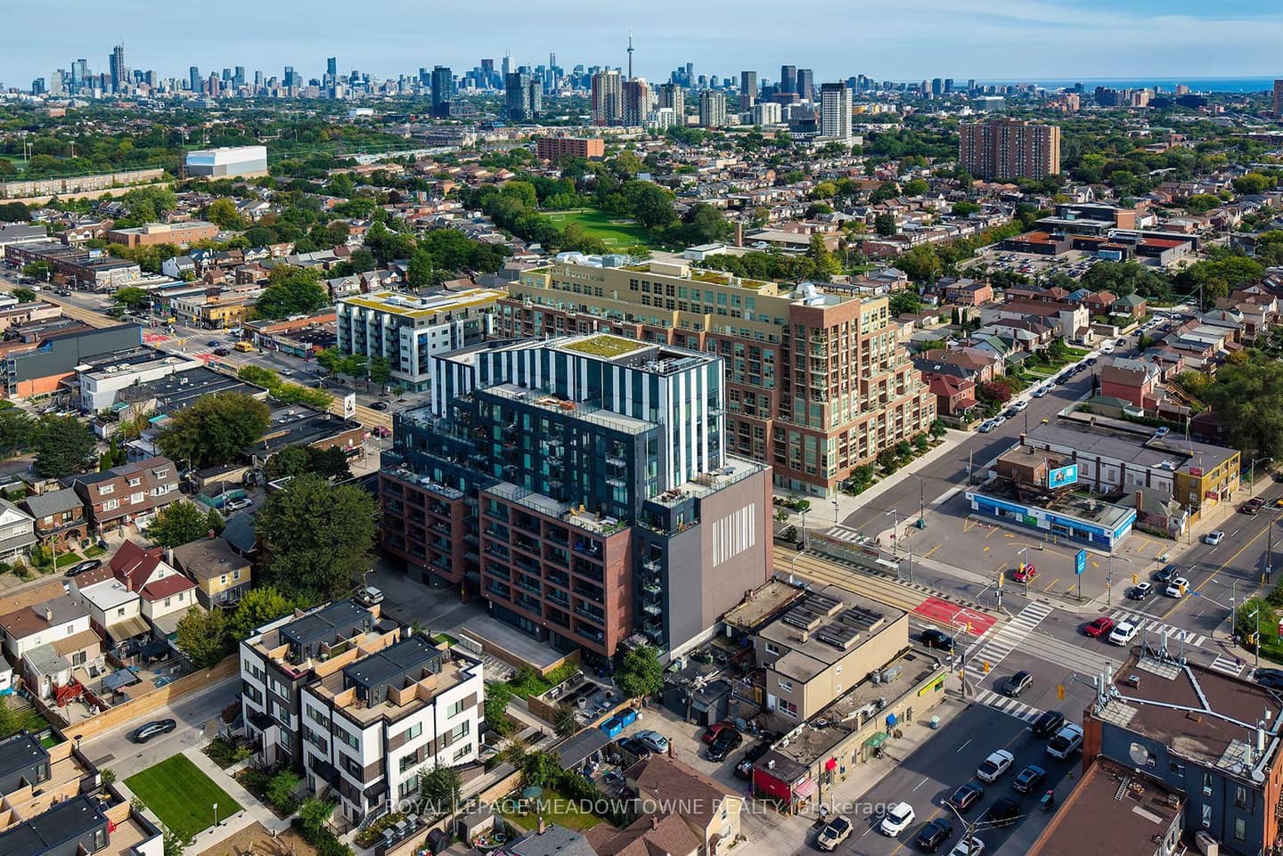 1808 St. Clair Avenue W 712, Toronto, ON M6N 1J5