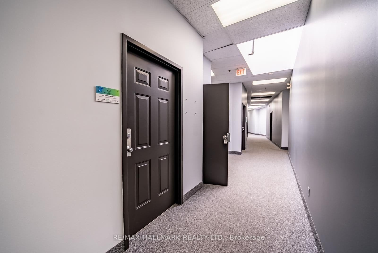 86 Ringwood Drive 208, Whitchurch-Stouffville, ON L4A 1C3