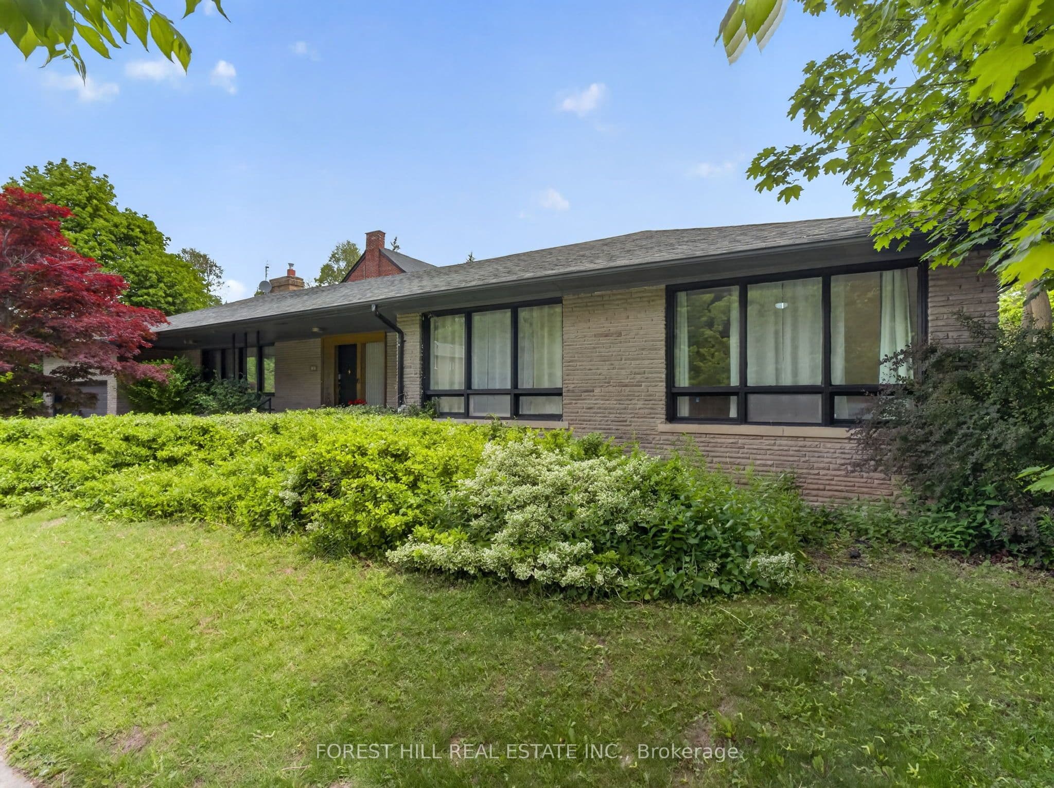3 Glen Rush Boulevard, Toronto, ON M5N 2T2
