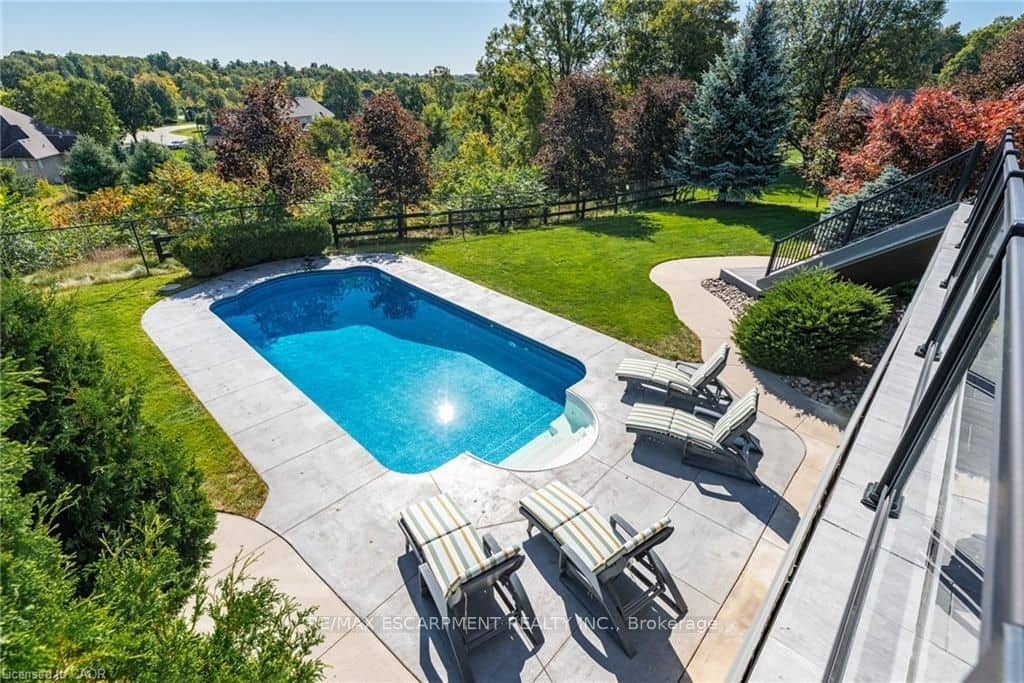 125 Stokes Trail, Milton, ON L0P 1B0