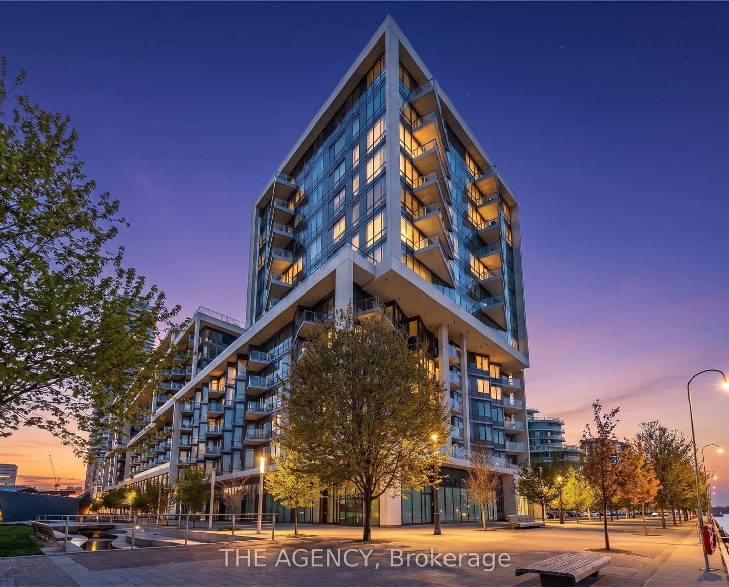 55 Merchants' Wharf 530, Toronto, ON M5A 0P2