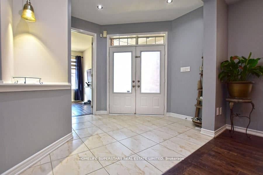 63 Enford Crescent, Brampton, ON L7A 4C7