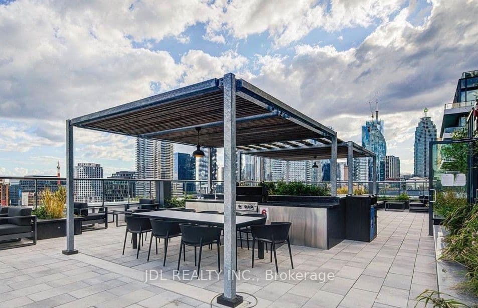 70 Princess Street 701, Toronto, ON M5A 0X6